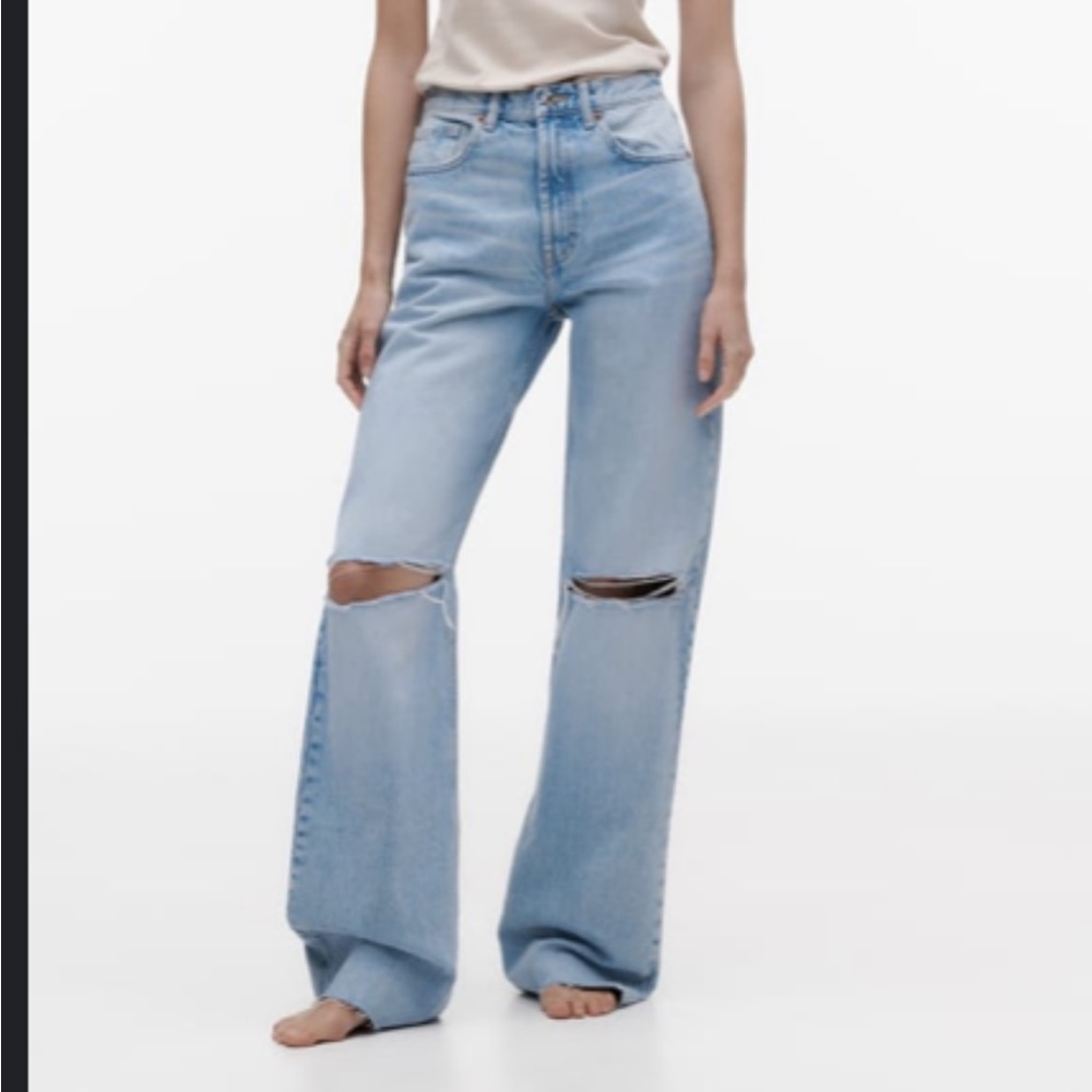 High-Rise Wide Leg Ripped Jeans - Light Blue